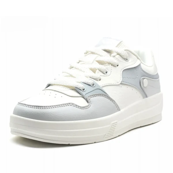 Basic Sneaker