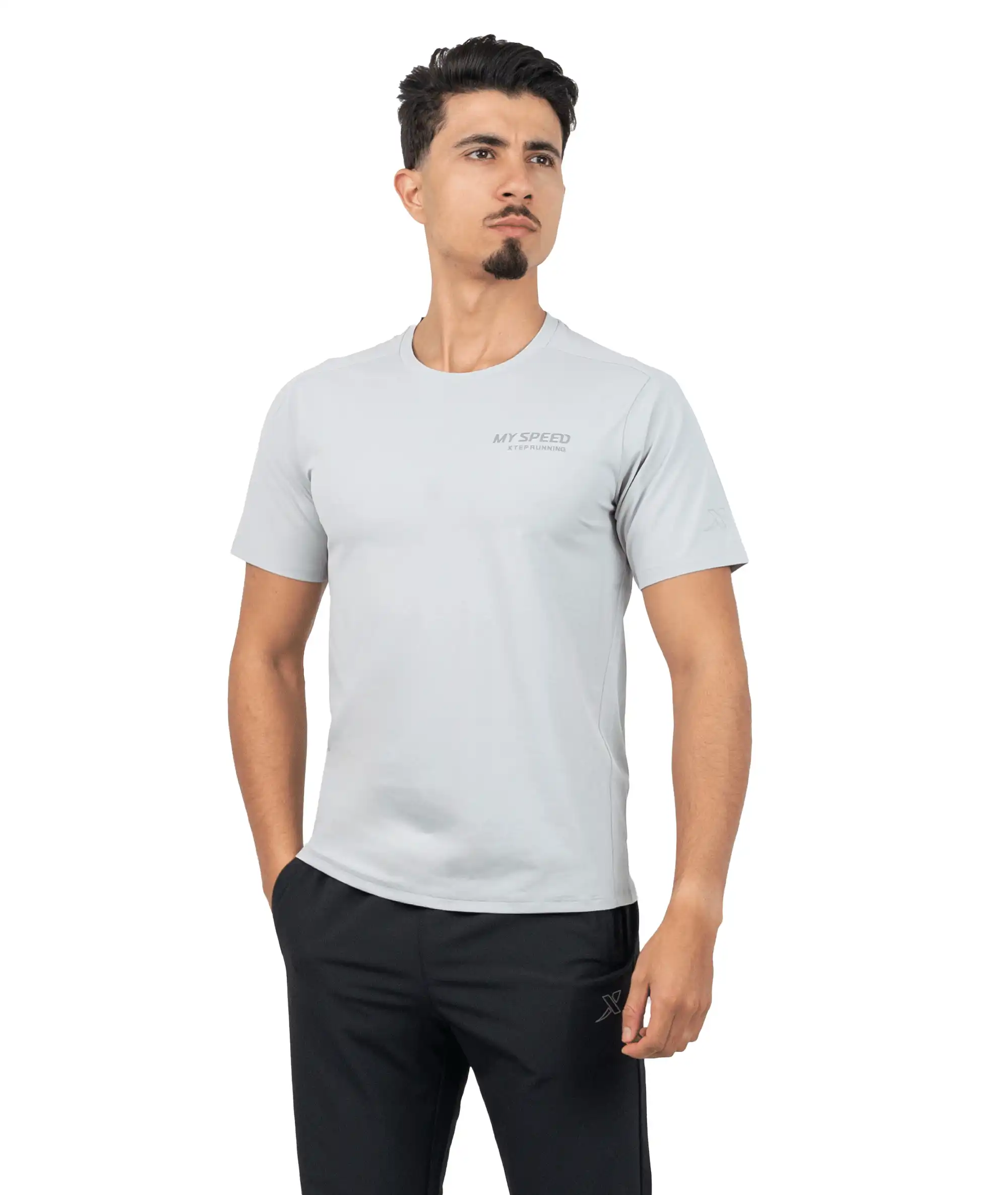 975329010131-1_A T-shirt – Image 1