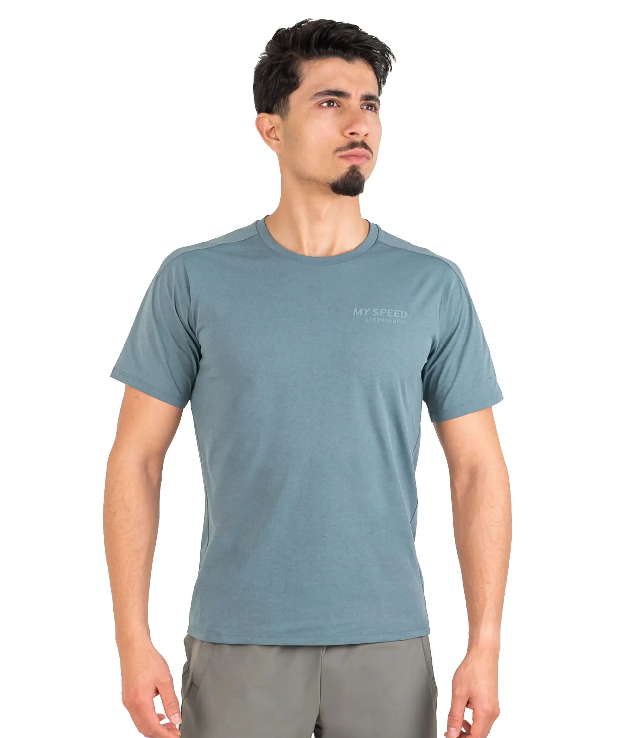 975329010131-4_A T-shirt – Image 1