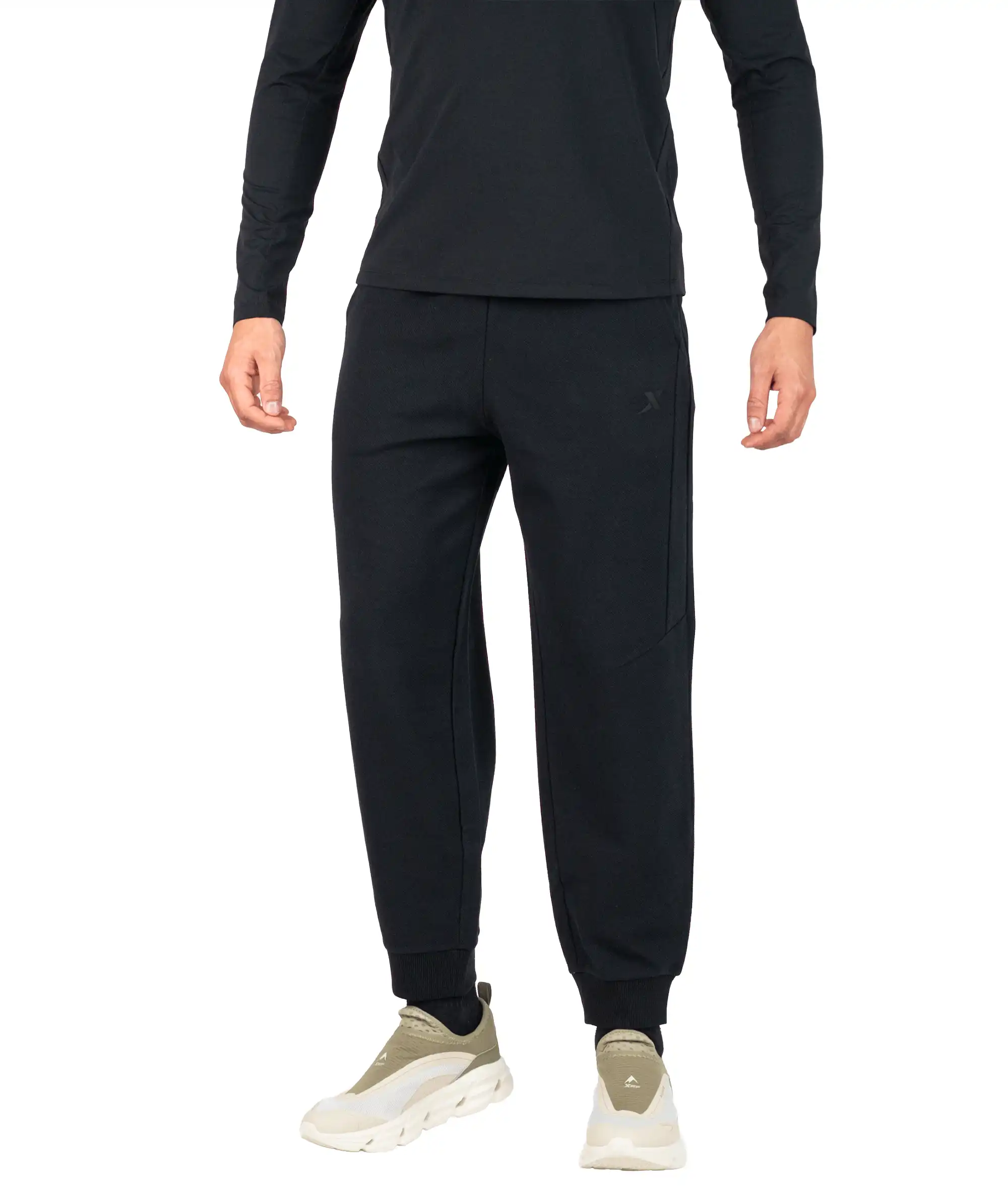 975329630296-2_A Knitted Long Pants – Image 1