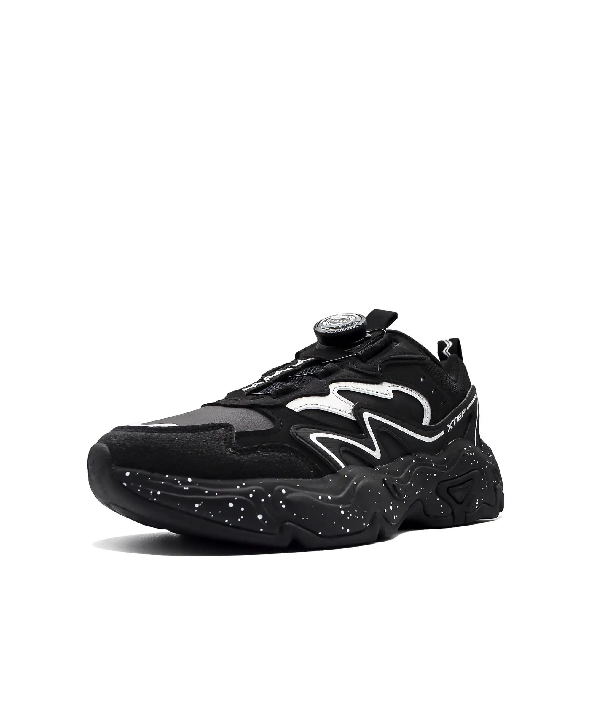675315174006-1_A Outdoor Shoes – Image 1